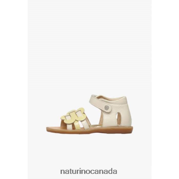 Kids BETENILDE Z2N0TL324 Naturino Patent Leather Sandals Milk